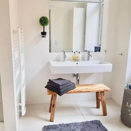Enchanting Tourist Destinationcheckprofile Apartment