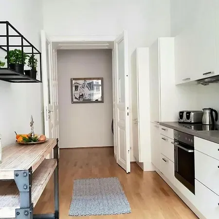 Apartment Enchanting Tourist Destinationcheckprofile